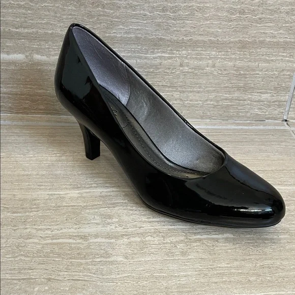 LIFE STRIDE NWOT Women’s Size 9 Shiny Black Pumps Low Heel patent - Picture 6 of 13